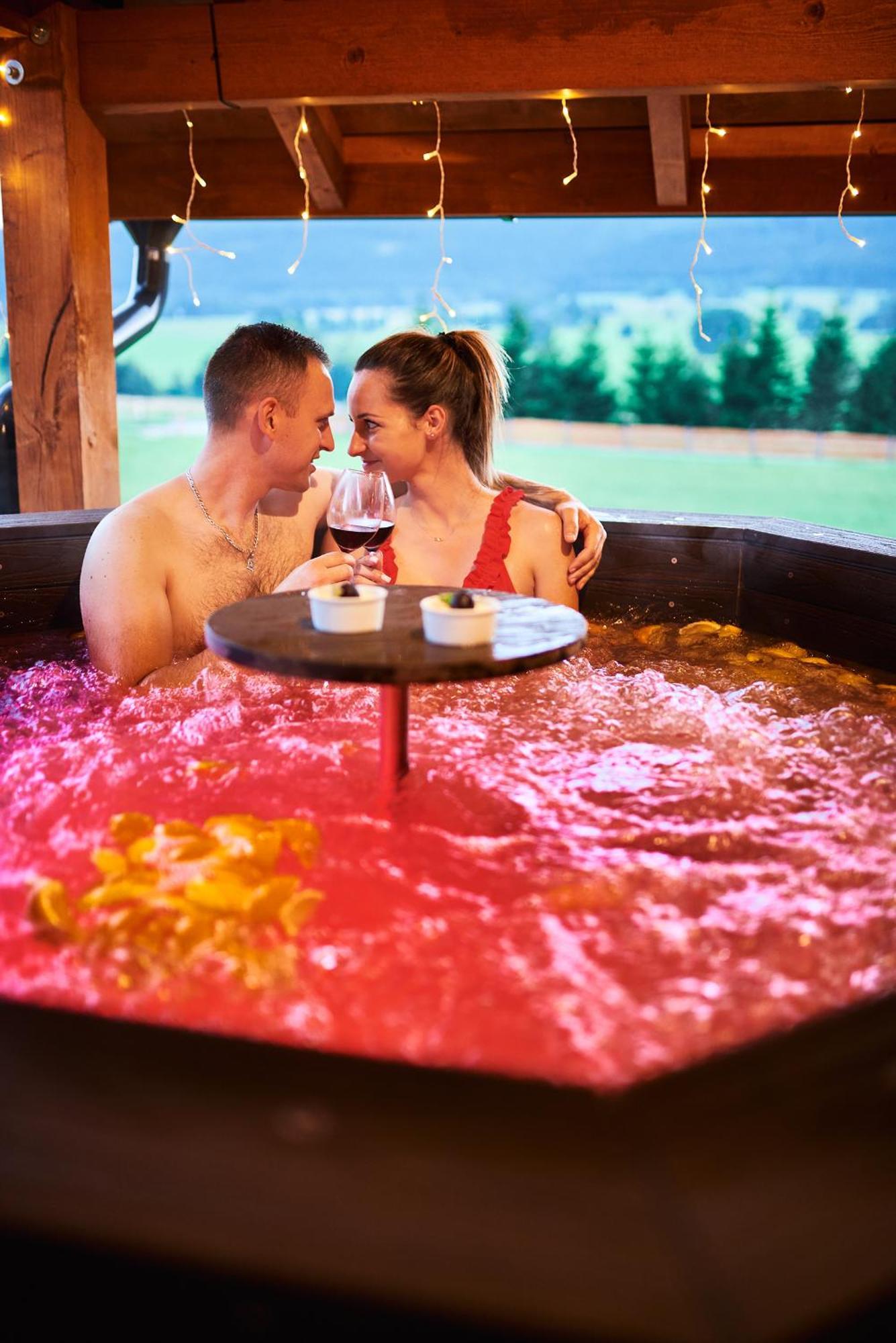 Osada Orlica Klimatyczne Domki Z Widokiem Na Gory I Termalnym Spa Sauna Jacuzzi 4 Km Od Zieleniec Ski Arena Lasowka Экстерьер фото